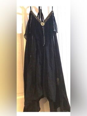 Free People Black asymmetrical dress size XS excellent condition